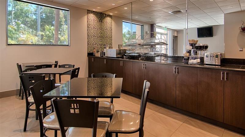 Days Inn & Suites By Wyndham Bonita Springs North Naples Esterno foto